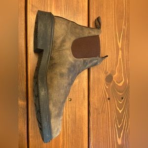 #1306 Men’s Dress Blundstone Chelsea Boots